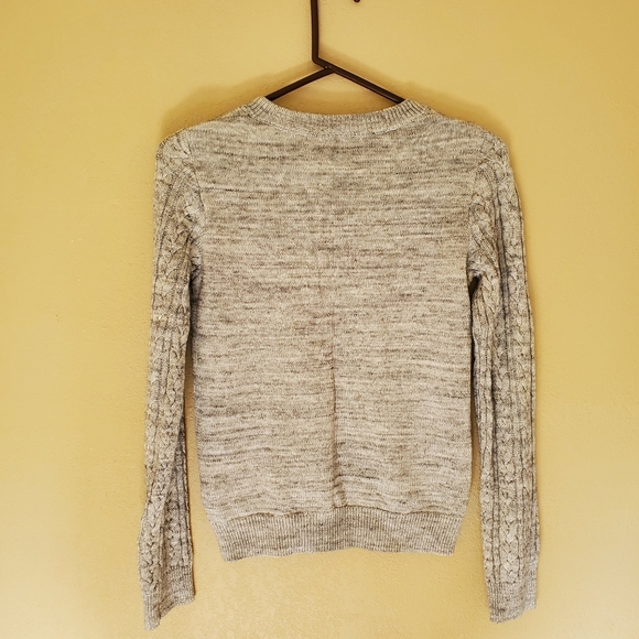 H&M women's acrylic-cotton blend gray twisted knit ribbed pull-over sweater - Picture 3 of 8
